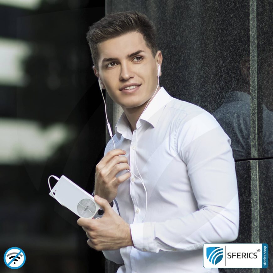 FAZUP Antennen Patch | SILBER | Innovative Technologie gegen Elektrosmog | Schützt vor unnötig hoher Bestrahlung durch’s eigene Mobiltelefon | Keine Esoterik oder Harmonisierung. Reduktion ist messbar!