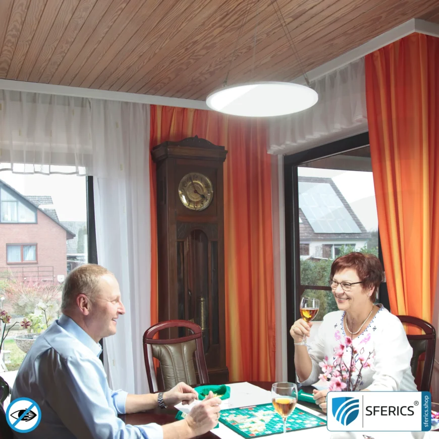 LED Wohlfühl Tageslichtlampe LENA | vitalisierende Lichtdusche + Lichttherapie bei Lichtmangel | Vollspektrum Tageslicht bis zu 10.000 Lux | dimmbar | flimmerfrei | CRI über 95 | stellend und hängend anwendbar